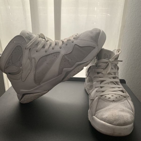 Air Jordan 7 (Pure Platinum) - Picture 2 of 6